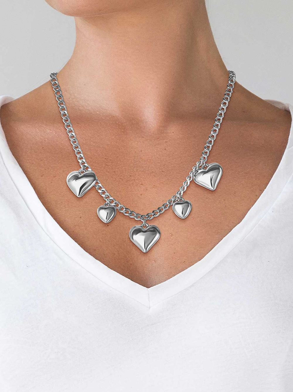 Jessica Simpson 5 Heart Necklace - Accessories